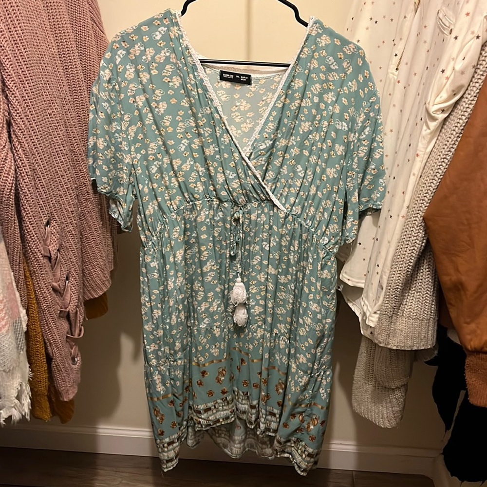 Greenish blue bloomchic dress. Size 3xl but more of a 2xl